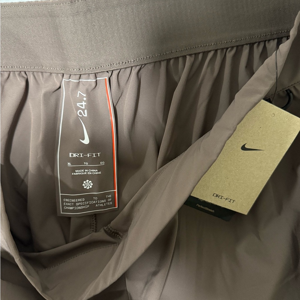 Nike Women's Training Pants in Gray